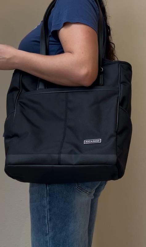 Customer photo review of Flight Essentials Softside Layover Tote, Black - 19L