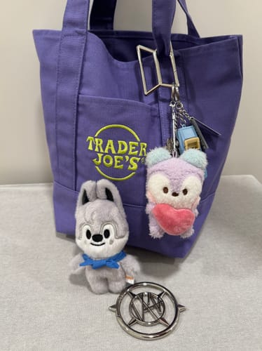 Customer photo review of SKZ Metal Carabiner Keychain Clip