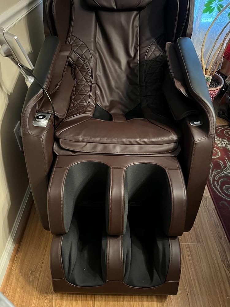 Customer photo review of Favor-06 3D Massage Chair Black