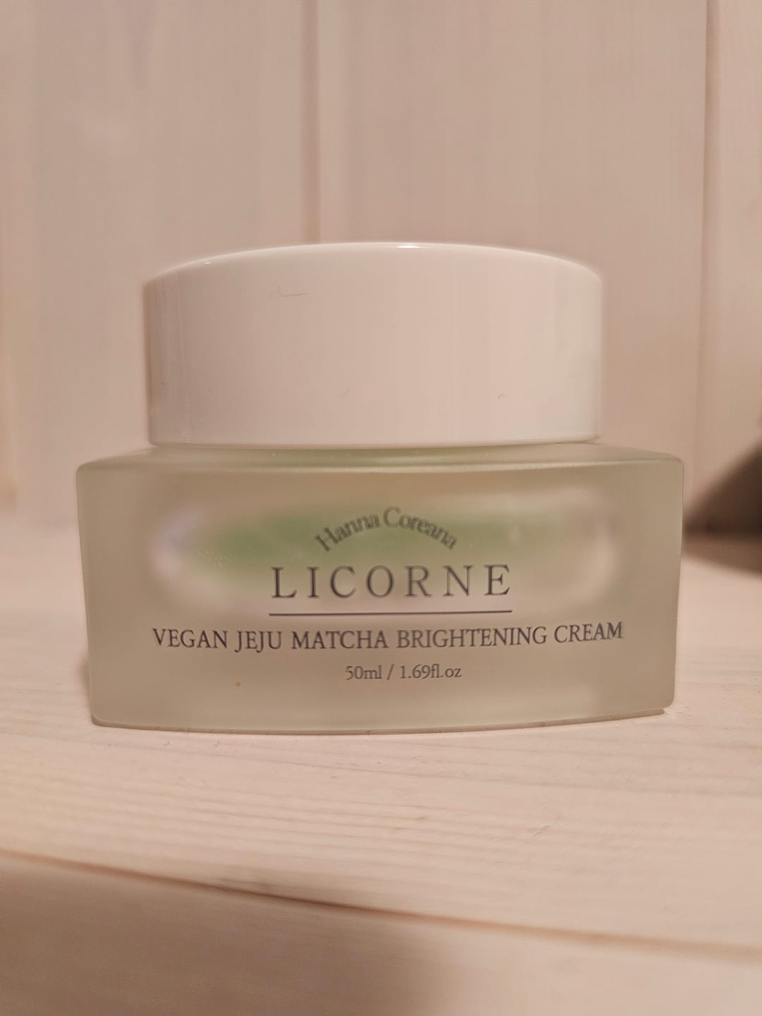 Customer photo review of Licorne Jeju Matcha Brightening Fuktighetskrem (50ml) - Reduser pigmentflekker