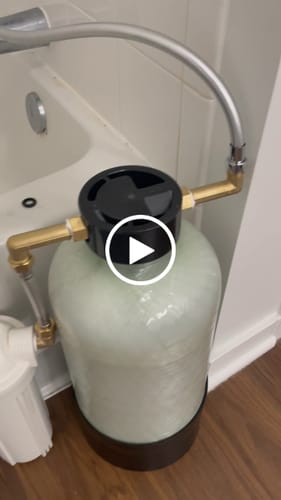 Customer video review of Multi-Function Pressurized Handheld Shower Set