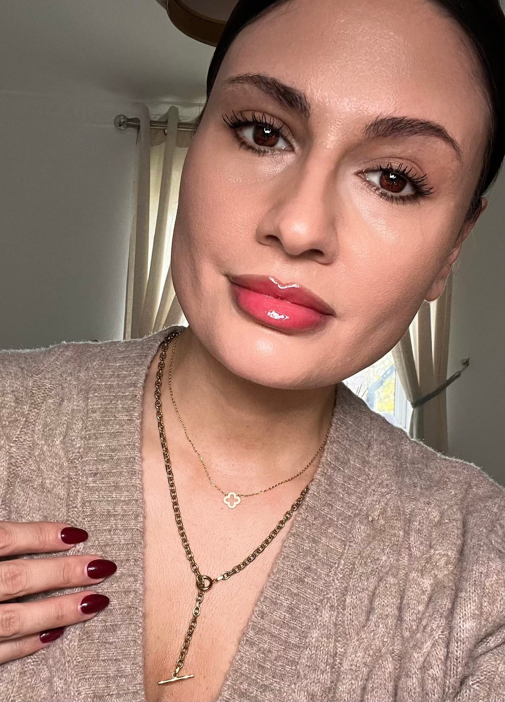 Customer photo review of Pavé Clover Pendant Necklace