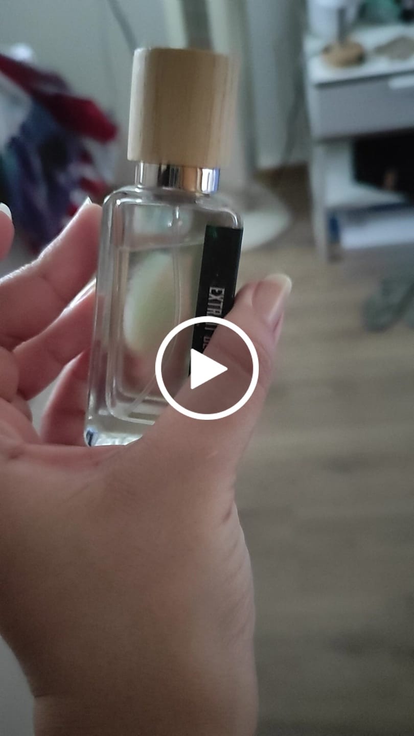Customer video review of Hidden Gardens