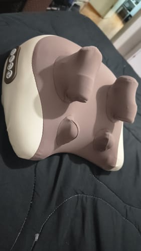 Customer photo review of HiZoo - Pillow Neck & Shoulder Massager