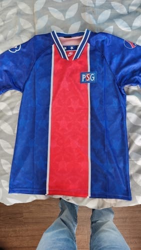 Customer photo review of Maillot Rétro PSG Home 94/95