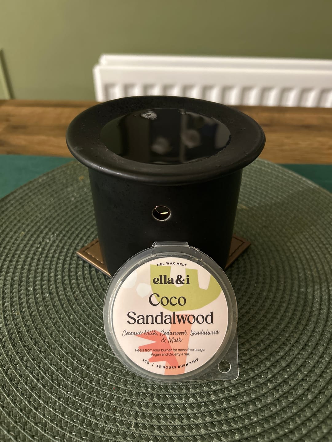 Customer photo review of Coco Sandalwood Gel Melt