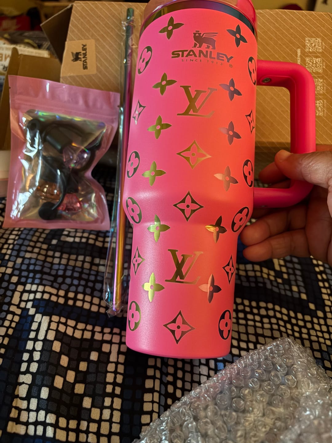 Customer photo review of Luxe Tri-Color Crystal Gem Straw Toppers (3-Pack)