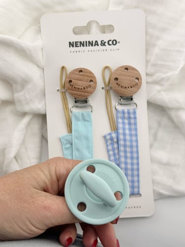 Customer photo review of Kit 1 Guardachupete + 2 Chupeteros + 2 Chupetes DIAMOND Nenina & Co