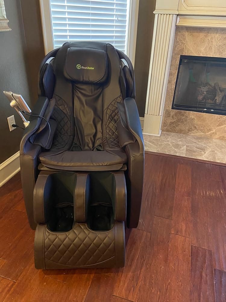 Customer photo review of Favor-06 3D Massage Chair Black