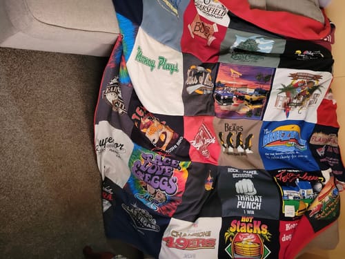 Customer photo review of Project Repat T-Shirt Quilt