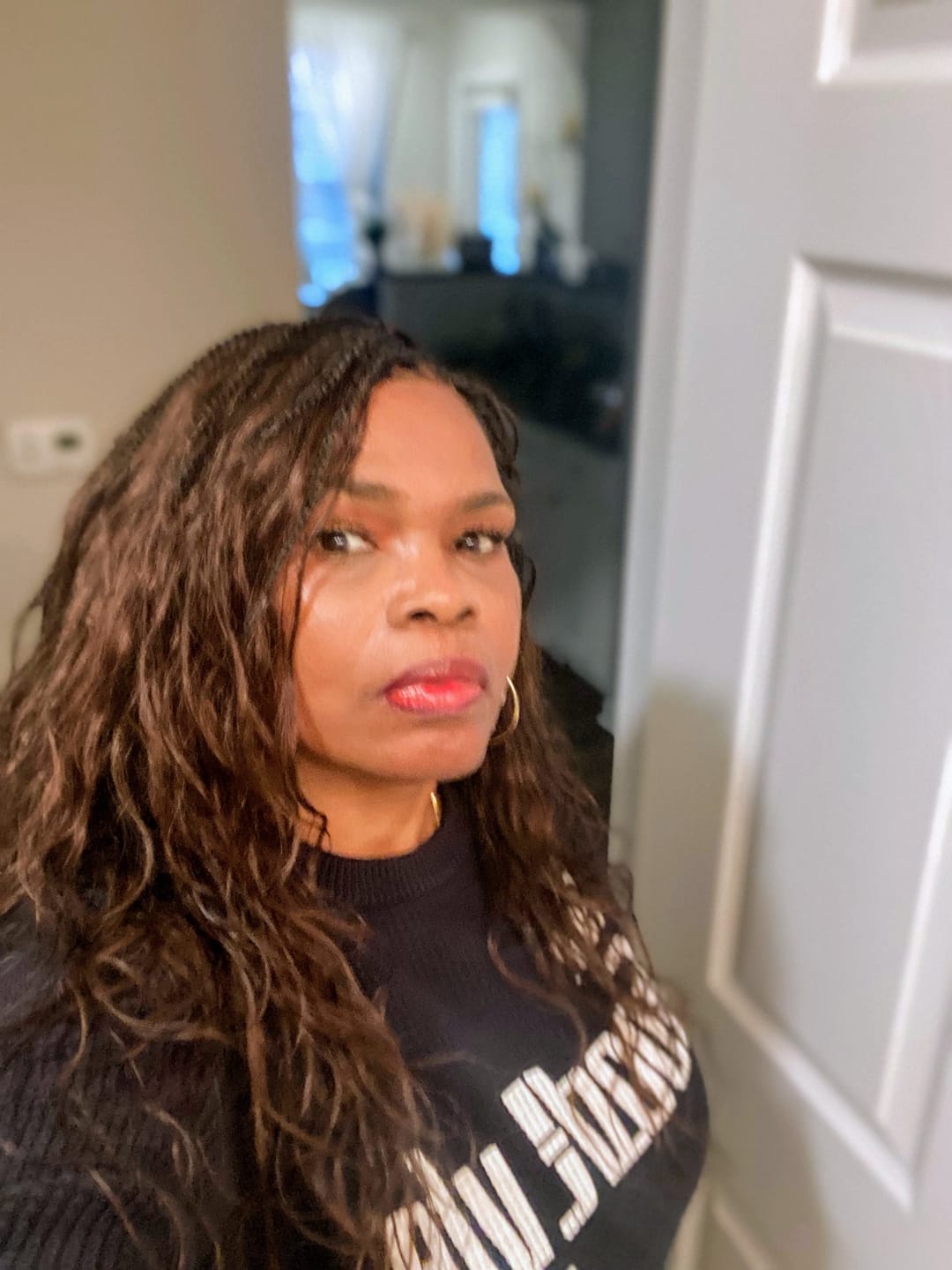 Customer photo review of Michelle - Salon-Style Glueless Miracle Braided Wig Pre-Bleached Swiss HD Full Lace Boho Box Braids Bora Bora Human Hair Body Wave Curls