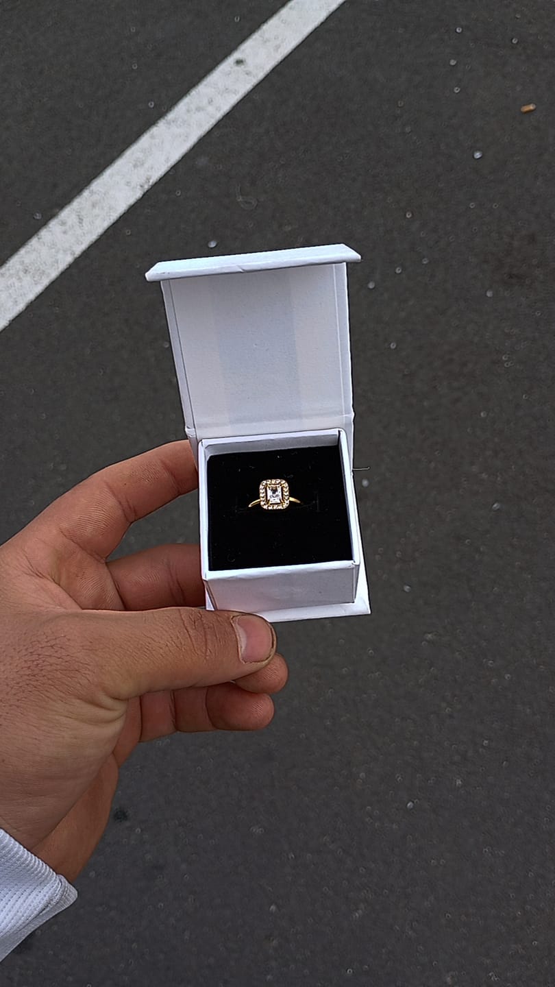 Customer photo review of Inel Elegance - Auriu