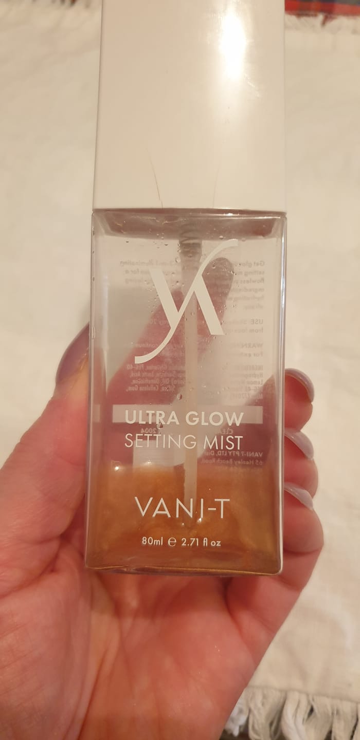 Customer photo review of Ultra Glow Setting Mist