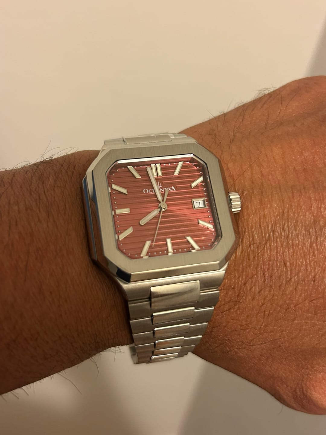 Customer photo review of Oceaneva Mens Tenuis Ultra-Thin Swiss Movement Automatic Thin Watch Burgandy