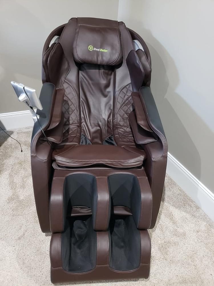 Customer photo review of Favor-06 3D Massage Chair Black