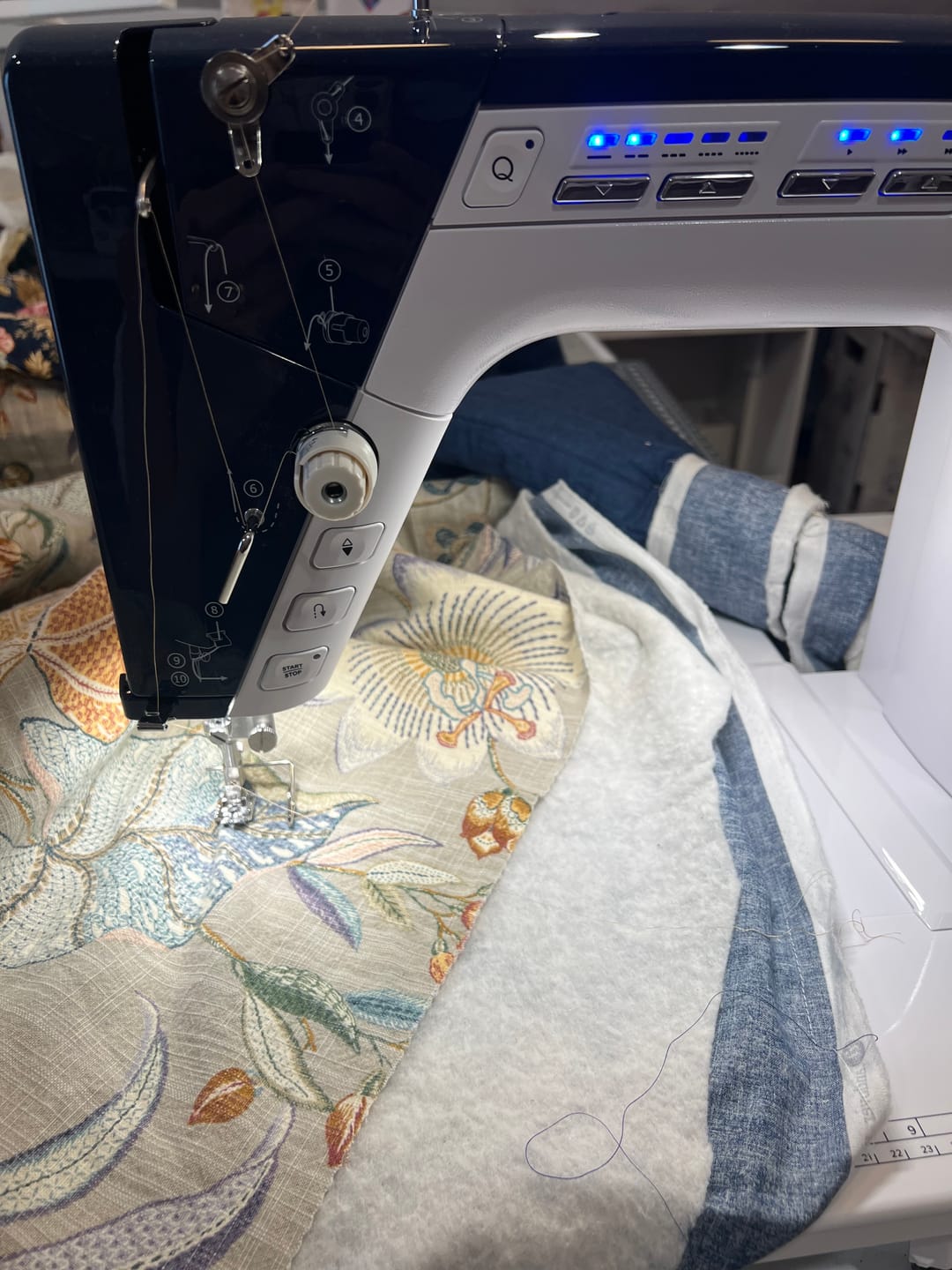 Customer photo review of Q'nique 13 Little Rebel Sewing Machine