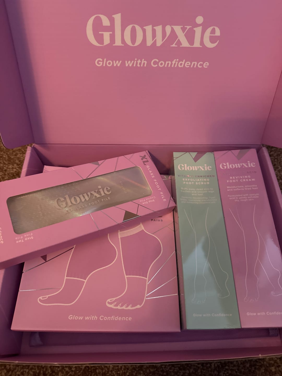Customer photo review of Glowxie Complete Pedicure Set