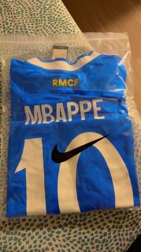 Customer photo review of Maillot Manche Longue Real Madrid Third 25/26