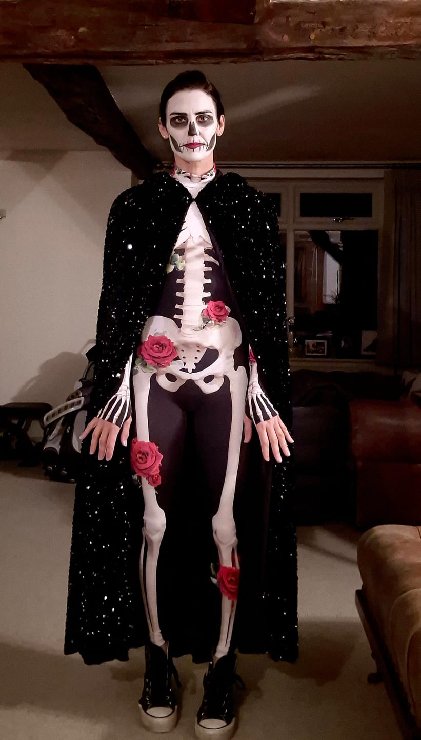 Customer photo review of Skeleton & Roses Costume