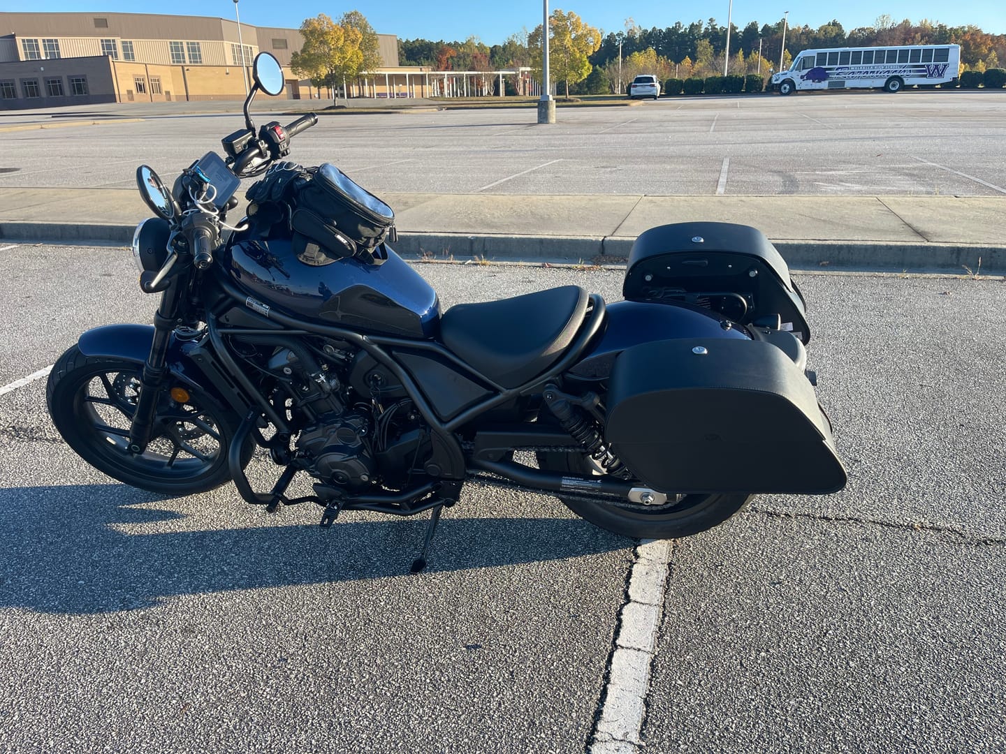 Customer photo review of 28L - Panzer Medium Quick Mount Honda Rebel 1100 Leather Saddlebags