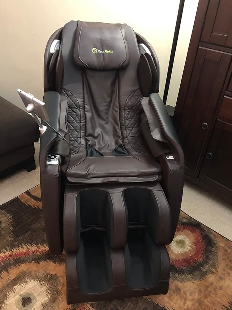 Customer photo review of Favor-06 3D Massage Chair Black