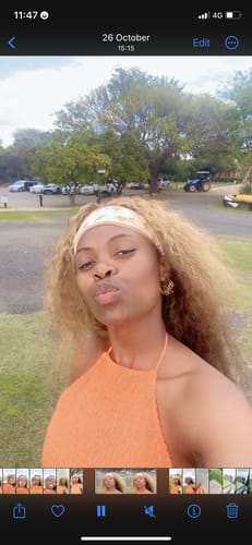 Customer photo review of Gold Mini Era Logo Hoops