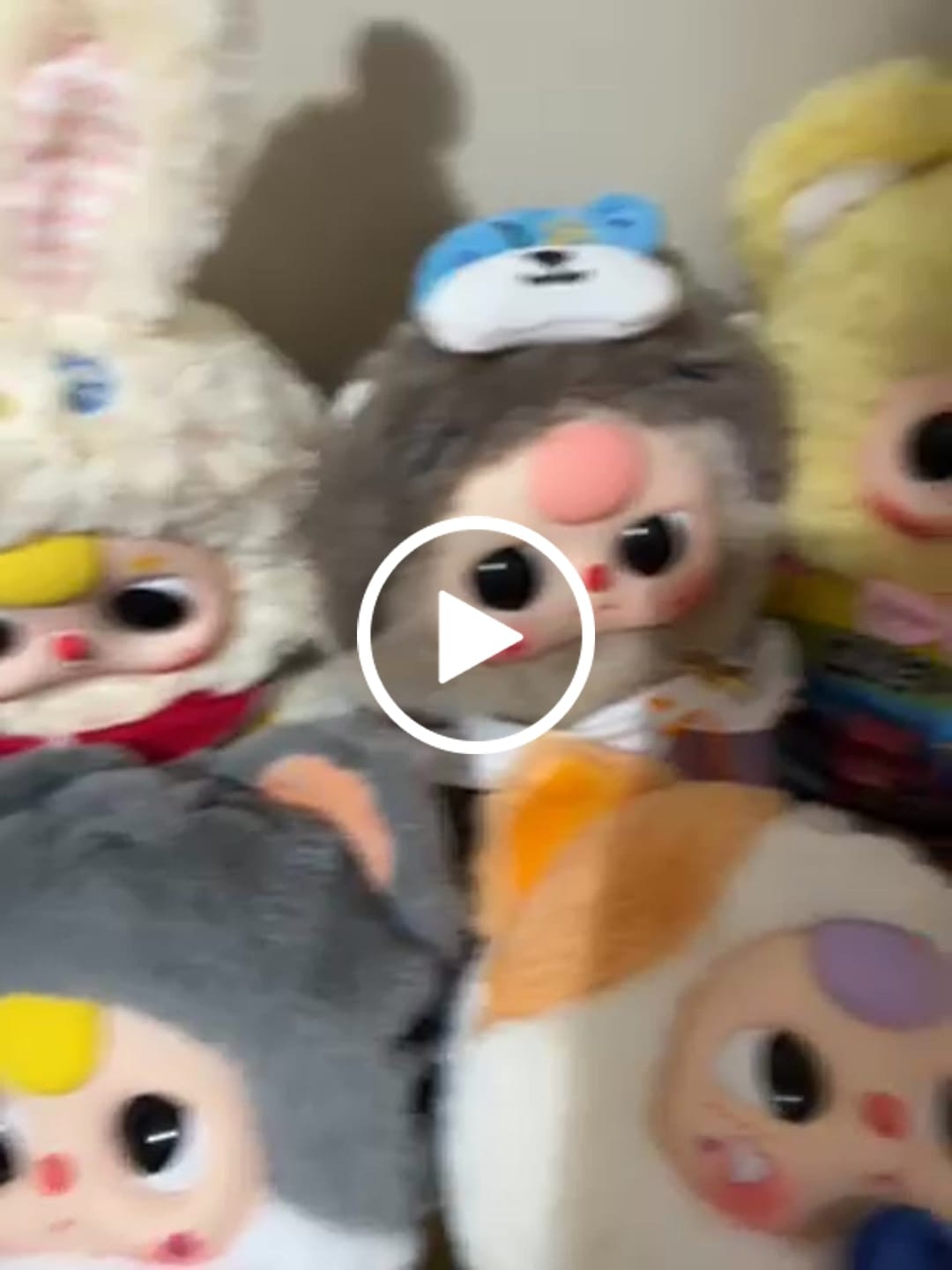 Customer video review of Baby Three Sweet Baby 400% Series Plush Blind Box