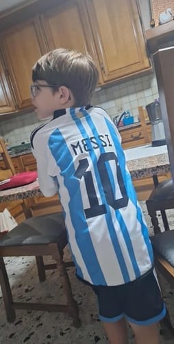 Customer photo review of T-Shirt et Short Enfant Argentine Home - 3 ÉTOILES - 22/23 / Patch