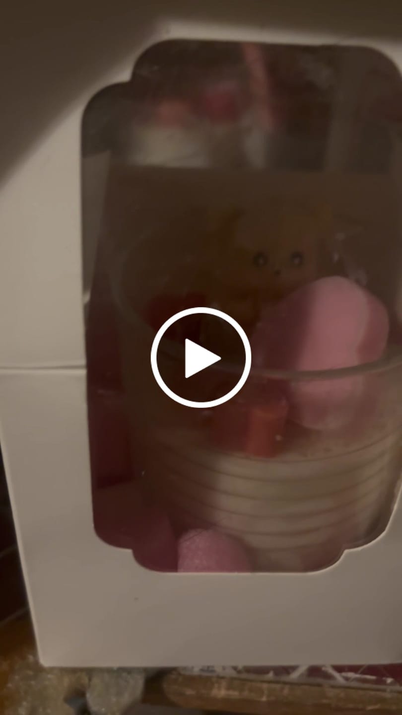 Customer video review of Fragancia GINGERBREAD COOKIES