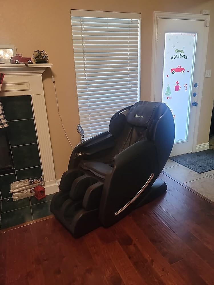 Customer photo review of Favor-06 3D Massage Chair Black