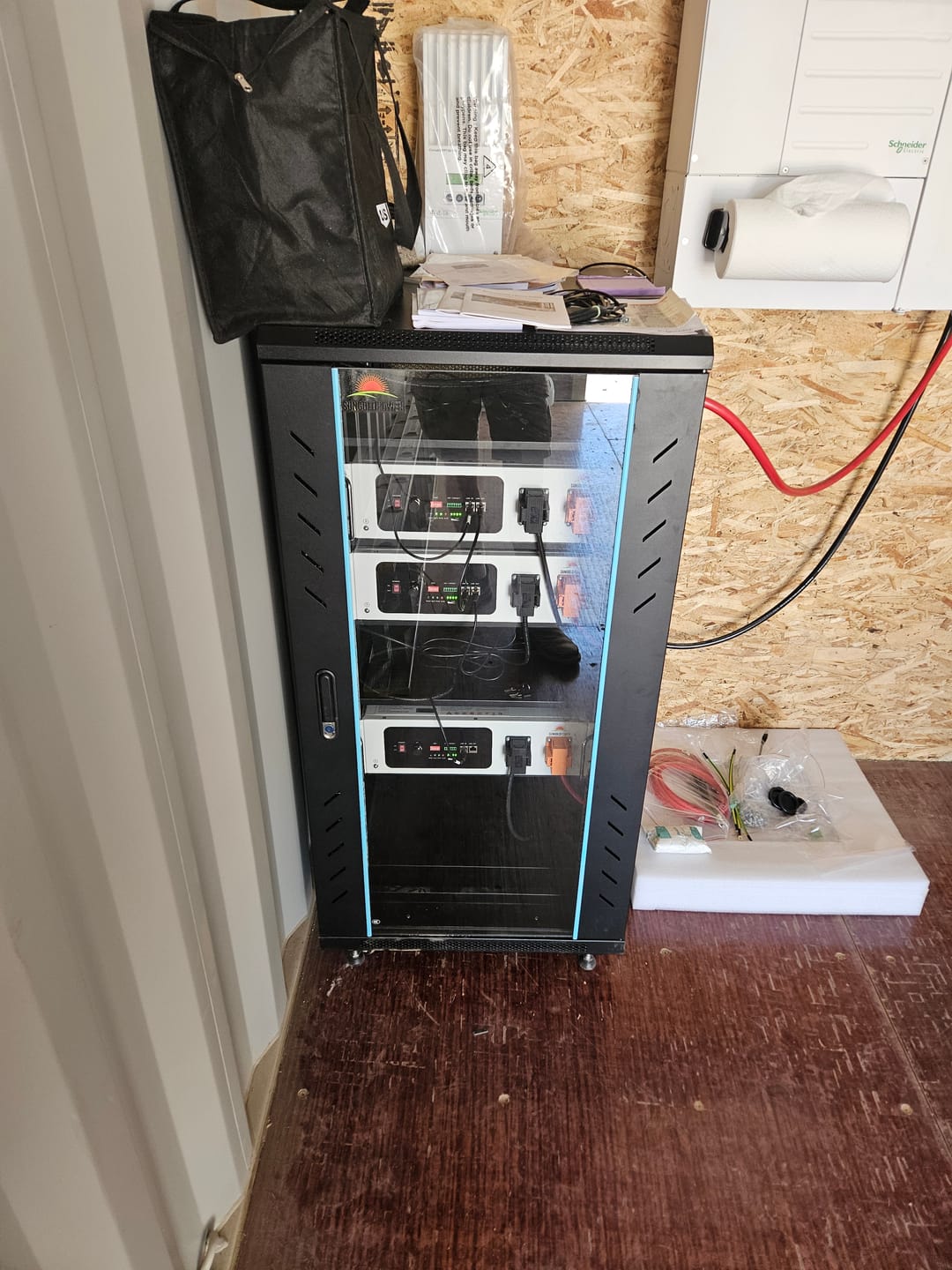 Customer photo review of New! SunGoldPower SGH48100T 48V Lithium Solar Rack Battery Self-Heating