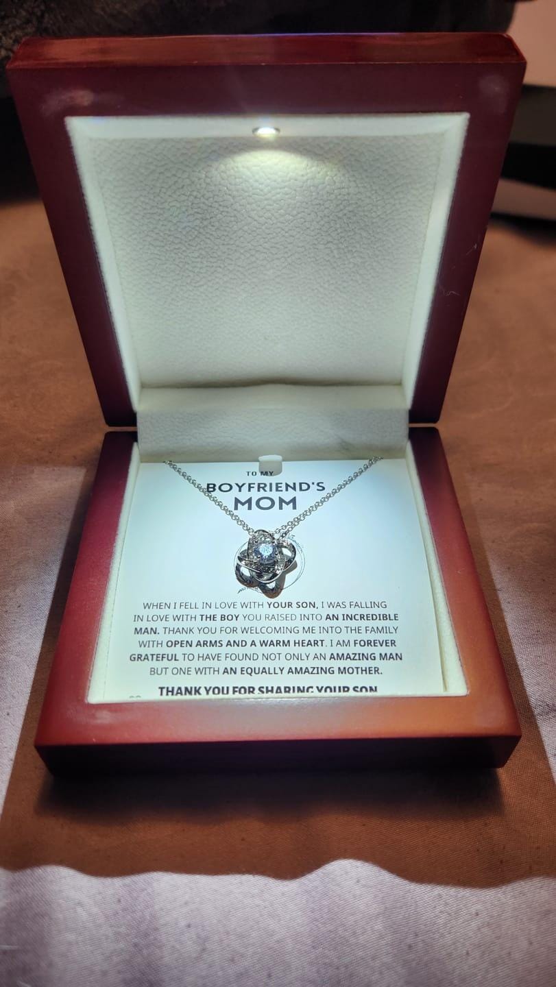 Customer photo review of Boyfriend's Mom Gift-Forever Grateful- Love Knot Necklace