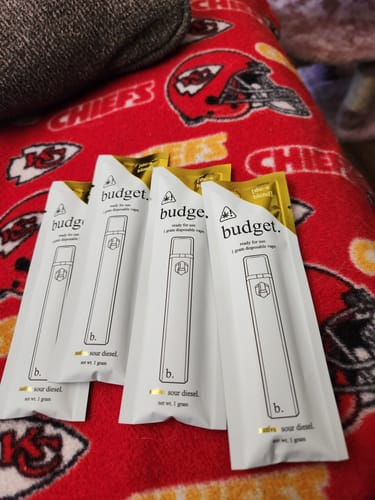 Customer photo review of 1 Gram THCA Blend Vape Pen | Sour Diesel - Sativa