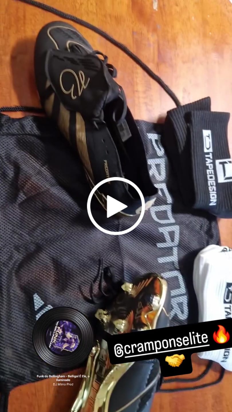 Customer video review of Predator 24 Elite Fold-over Tongue FG Belligold - Noir/Doré ÉDITION LIMITÉE