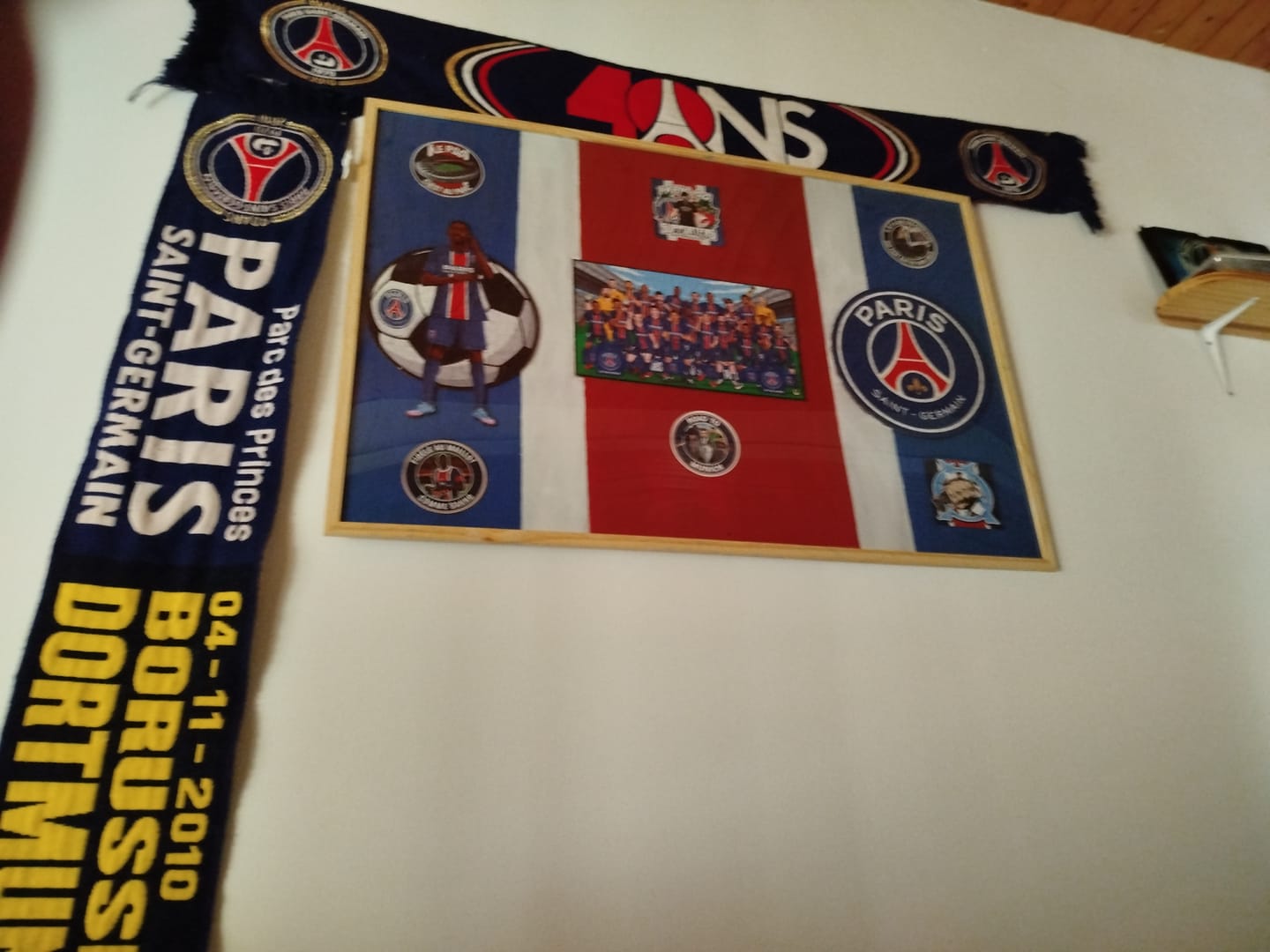 Customer photo review of Logo Paris Saint-Germain® - Puzzle en Bois