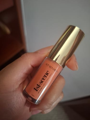 Customer photo review of LIP GLOSS  1ST SCENE