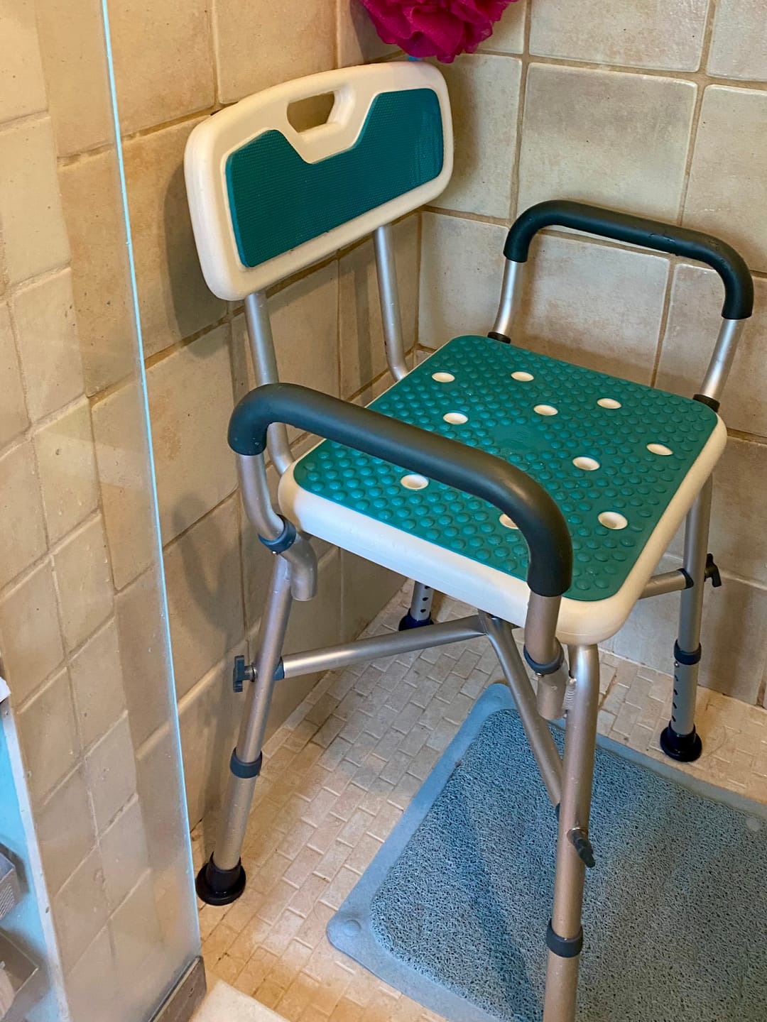 Customer photo review of Shower Chair (450lb)
