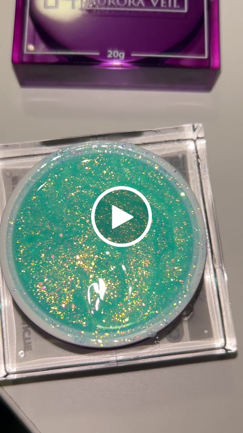 Customer video review of Aurora Veil 03 Builder Gel