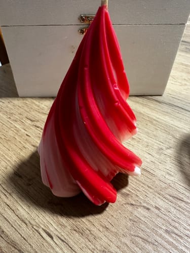 Customer photo review of Colorante líquido para velas ROJO TOMATE