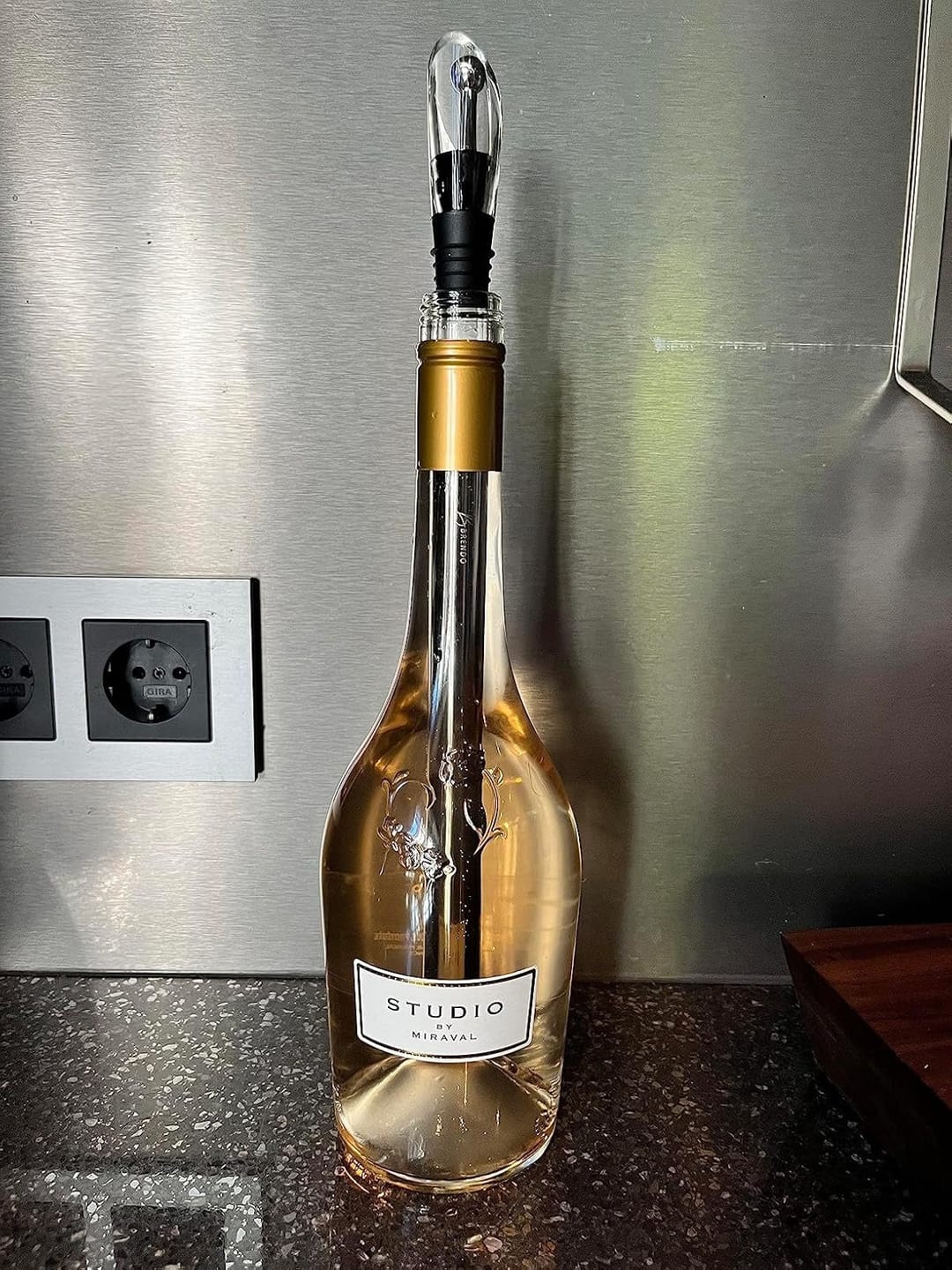 Customer photo review of VineChill™ | Enfriador y Aereador de Vino – Temperatura Perfecta Siempre 1+1 GRATIS