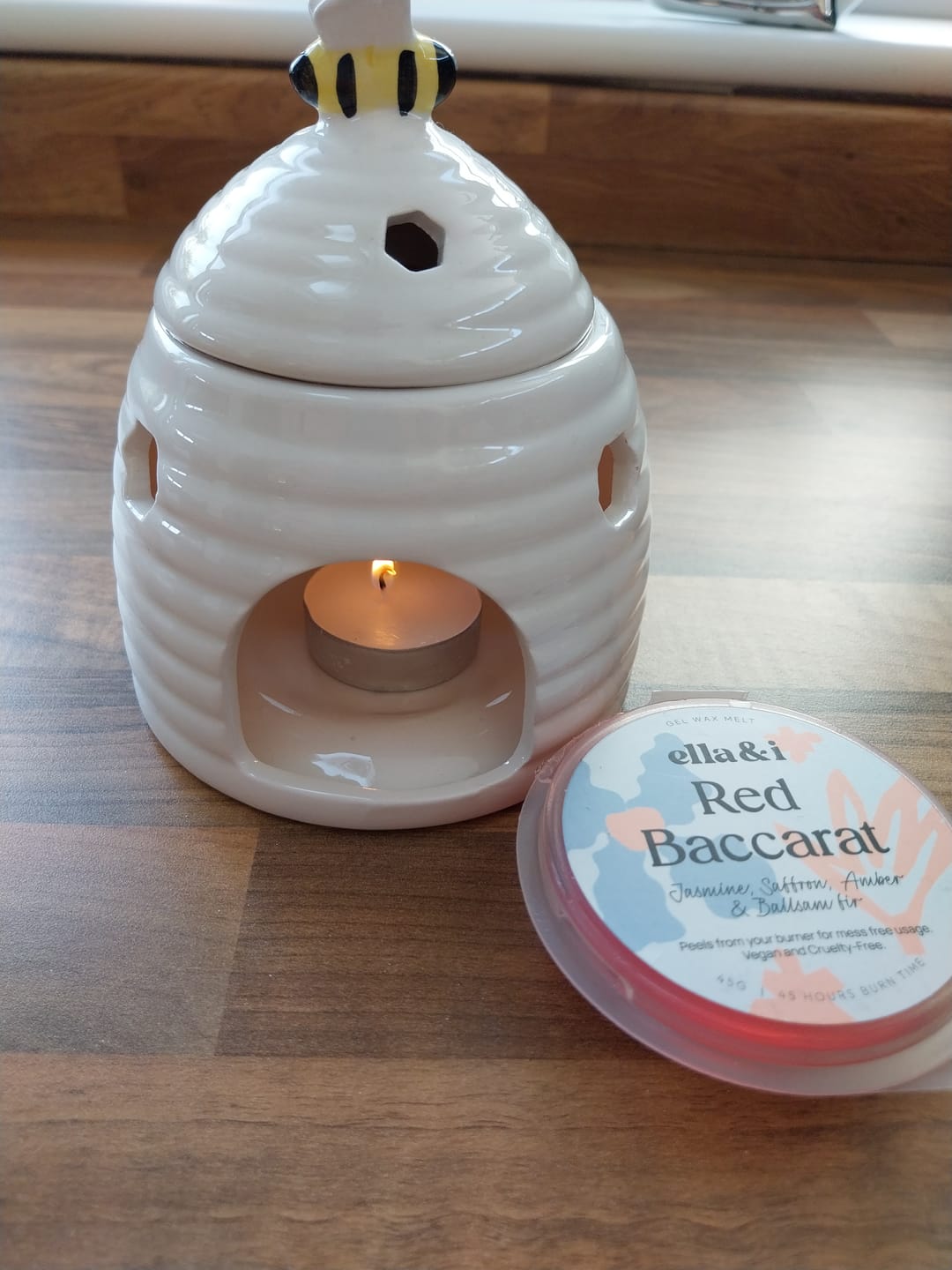 Customer photo review of White Beehive Wax Burner