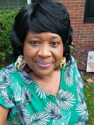 Customer photo review of Outre Wigpop Full Wig - RASHIDA