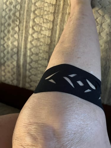Customer photo review of Easy Kinesiology Tape (30-Day Supply)
