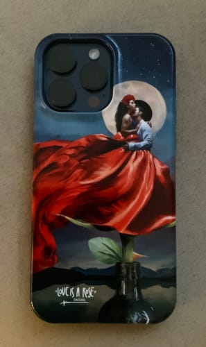 Customer photo review of LOVE IS A ROSE