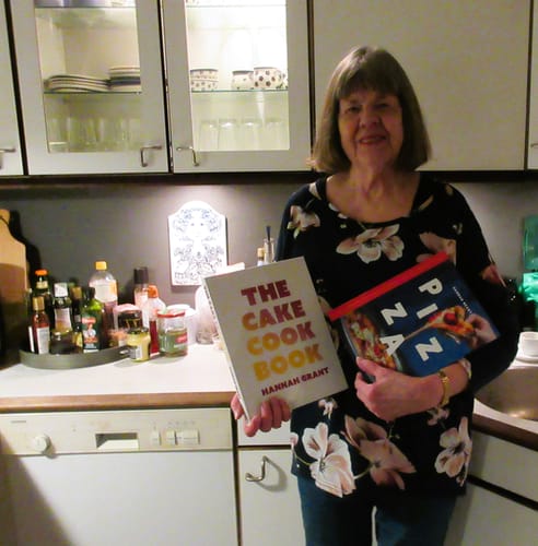 Customer photo review of The Cake Cookbook (Dansk)