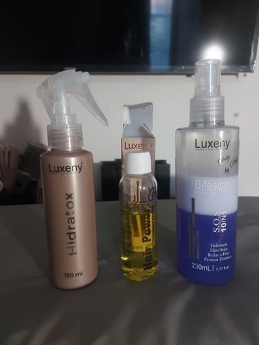 Reseña con foto de un cliente sobre Spray Bifásico 10 en 1 230 ml