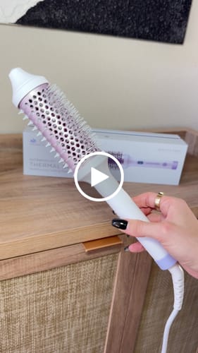 Customer video review of Ultra Violet Thermal Brush