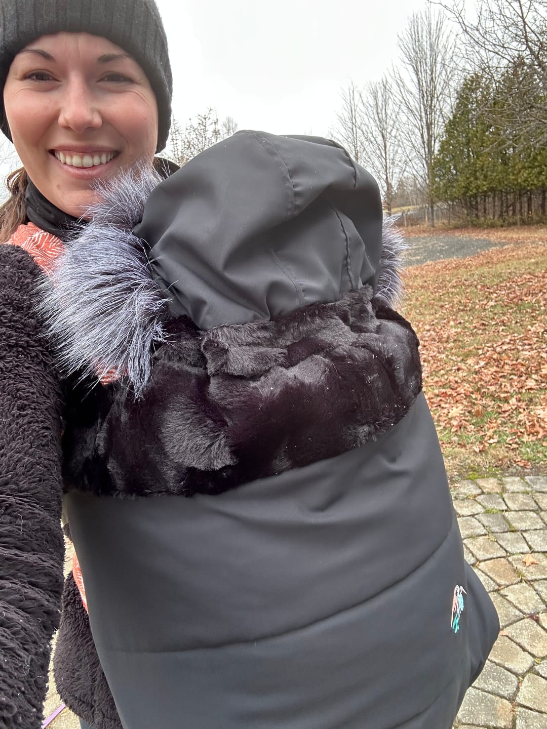 Customer photo review of Housse Protectrice Babygloo 3 en 1  ActivMom - Noir