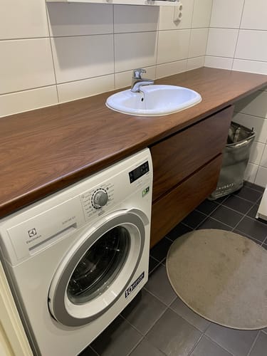 Kundeanmeldelse med bilde av Walnut Deep kontaktplast