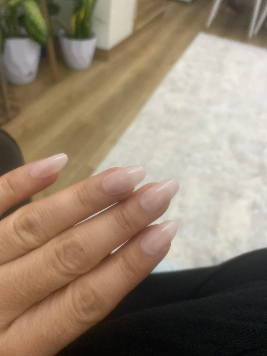 Customer photo review of Glow Nude-Medium Oval - 30 Adet Takma Tırnak